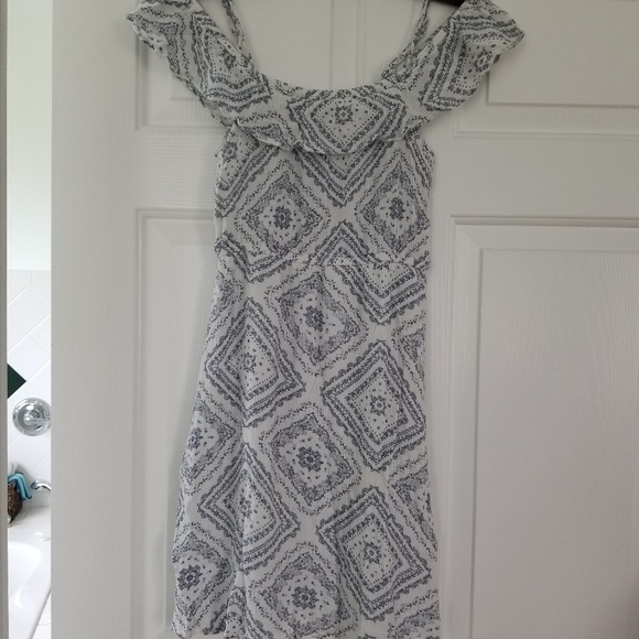 Dress - Picture 1 of 1